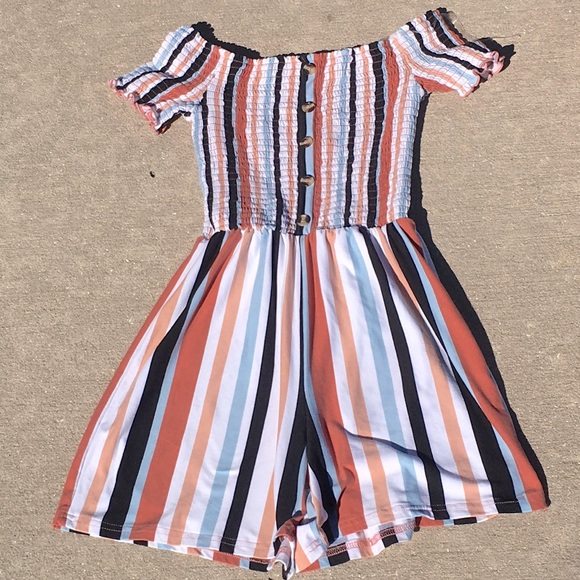 J FOR JUSTIFY BUTTON UP ROMPER - Picture 1 of 4